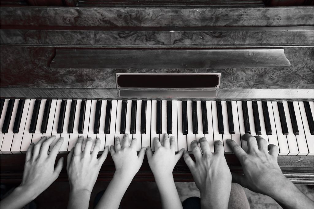 Port Macquarie Music Therapy - Playing the Piano